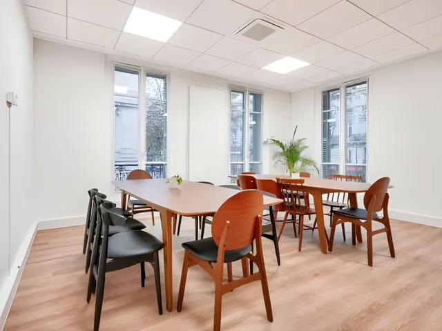 Bureau privatif 30 postes à louer - Paris 8e (Saint-Lazare) - photo 4
