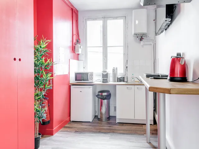 Bureau privé 8 postes à louer - Paris 8e (Saint-Lazare) - photo 7