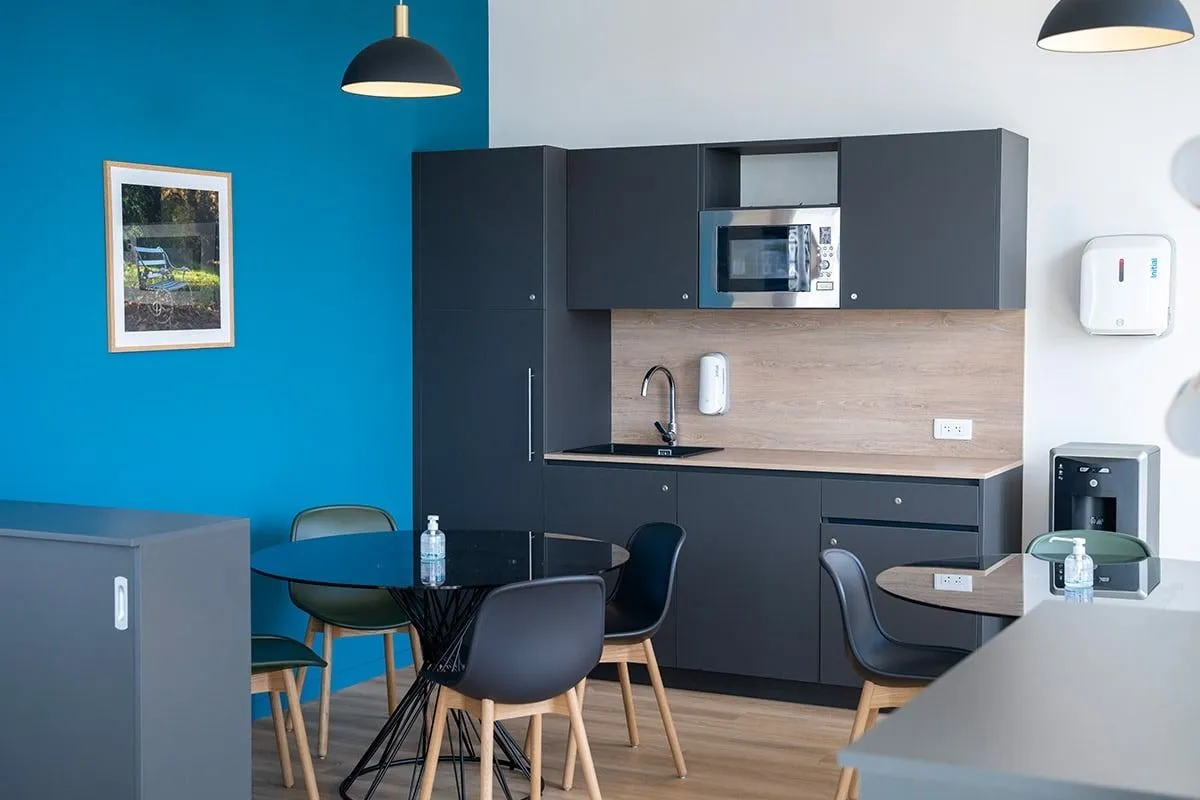 Bureau privé 8 postes à louer - Lyon (Cours Lafayette) - photo 1