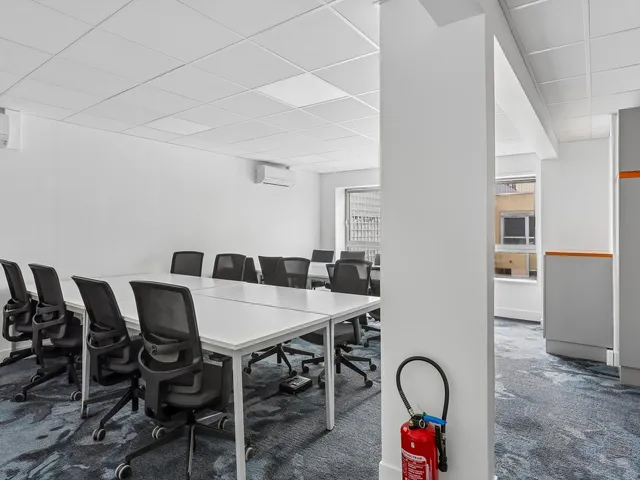 Bureau privé 30 postes à louer - Boulogne-Billancourt - photo 2