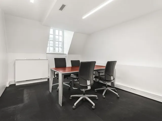 Bureau privatif 18 postes à louer - Paris 8e (Charles de Gaulle-Etoile)
