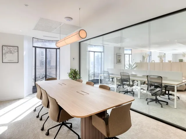 Bureau privatif 48 postes à louer - Paris 8e (Saint-Lazare) - photo 4
