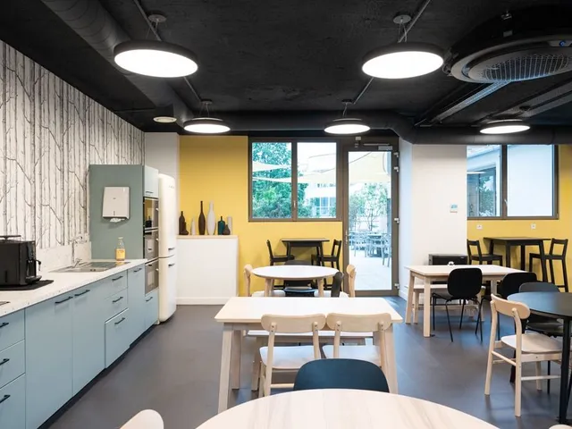 Bureau privé 28 postes à louer - Paris 11e (Alexandre Dumas) - photo 7
