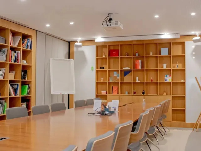 Bureau privé 8 postes à louer - Paris 8e (Rue de Londres) - photo 6
