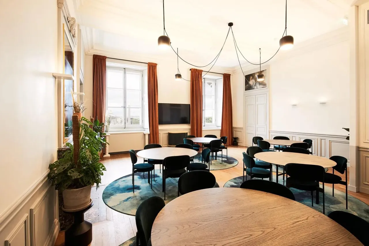 Bureau privé 16 postes à louer - Paris 8e (Concorde) - photo 1