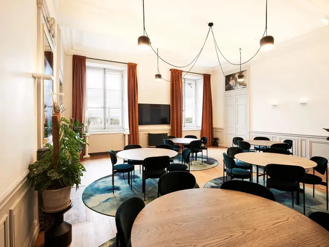 Bureau privé 8 postes à louer - Paris 8e (Concorde) - photo 2