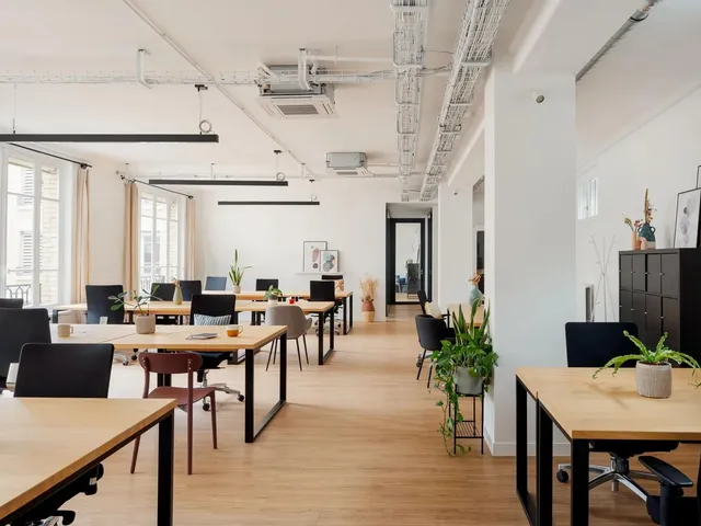 Bureau privatif 30 postes à louer - Paris 9e (rue de Clichy) - photo 3