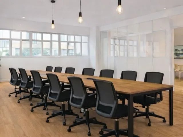 Bureau indépendant 32 postes à louer - Paris 11e (République) - photo 2