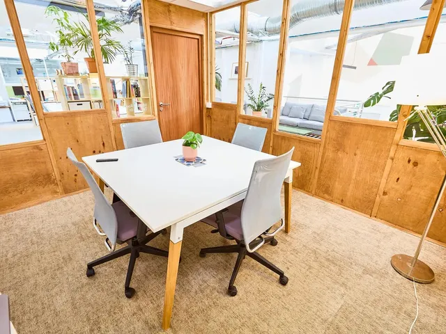 Bureau privé 4 postes à louer - Paris 11e (Chemin Vert)