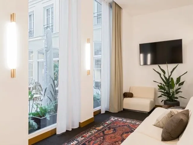Bureau privé 12 postes à louer - Rue du 4 Septembre, Paris 2e - photo 8