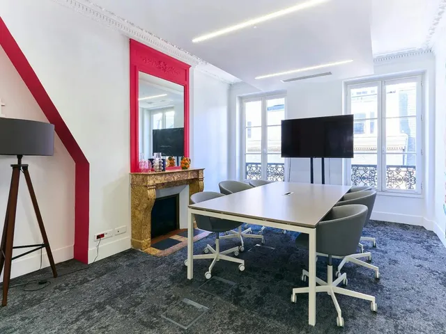 Bureau privatif 1 poste à louer - Paris 9e (Grands Boulevards) - photo 5