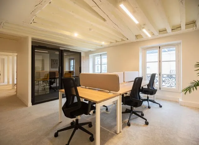 Bureau privatif 28 postes à louer - Paris 9e (Madeleine) - photo 2