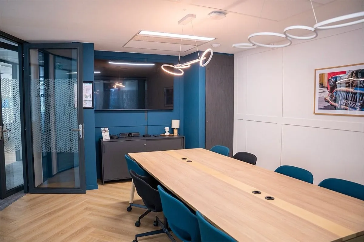 Bureau privé 5 postes à louer - Lyon (Cours Lafayette) - photo 1