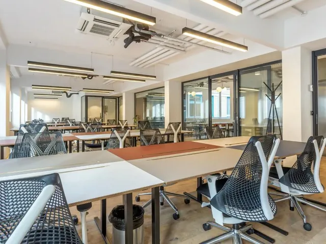 Bureau privé 49 postes à louer - Paris 3e (Strasbourg - Saint-denis) - photo 2