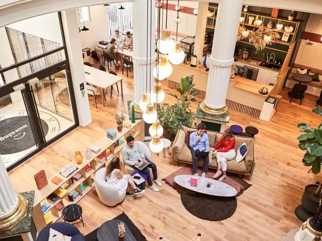 Bureau privé 10 postes à louer - Rue des Filles Saint-Thomas, Paris 2e - photo 2