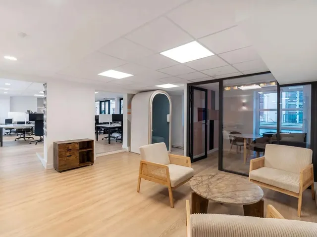 Bureau indépendant 26 postes à louer - Paris 2e (Sentier) - photo 5