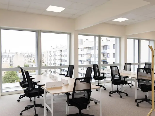 Bureau privé 8 postes à louer - Levallois-Perret (Villiers) - photo 3