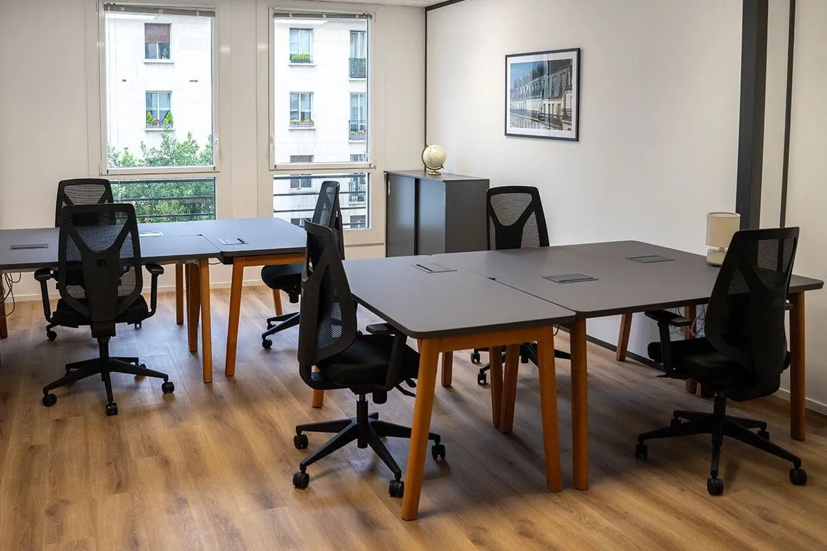 Bureau privé 6 postes à louer - Paris 8e (Rue de Monceau) - photo 1