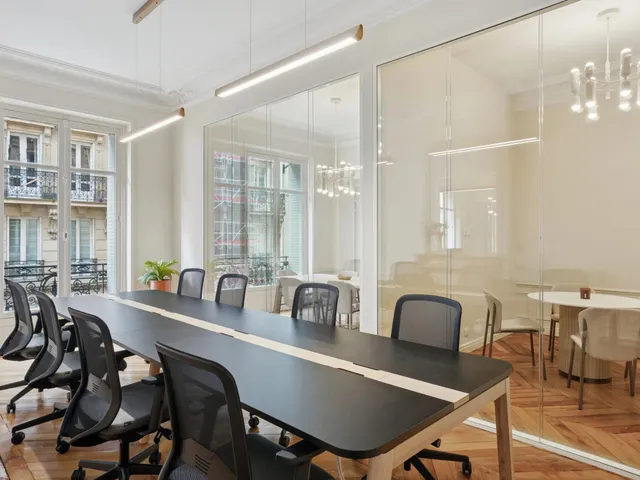 Bureau indépendant 50 postes à louer - Paris 17e (Malesherbes) - photo 2
