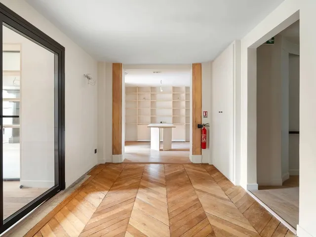 Bureau privatif 36 postes à louer - Paris 8e (Cours Albert Ier) - photo 4