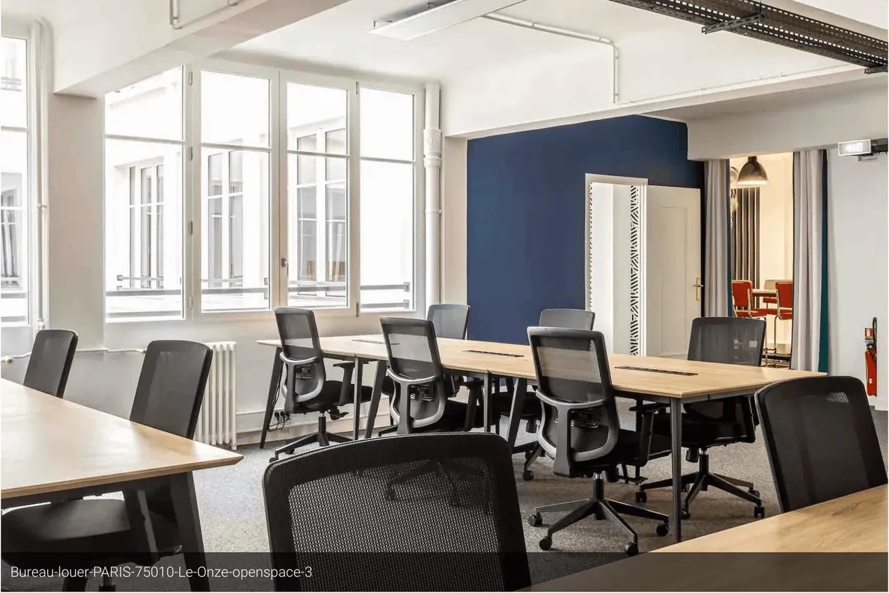 Bureau indépendant 46 postes à louer - Paris 10e (Petites Ecuries) - photo 1