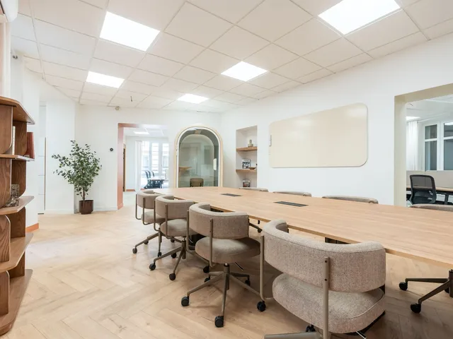 Bureau indépendant 33 postes à louer - Paris 2e (Montmartre) - 23 100 €/mois - photo 8