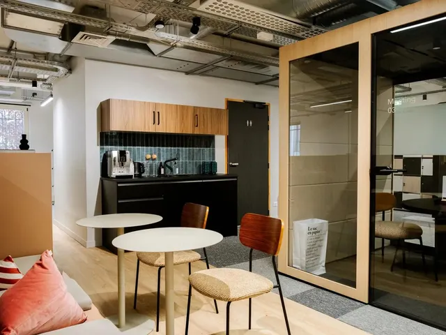 Bureau indépendant 60 postes à louer - Paris 10e (Lucien Sampaix) - photo 7