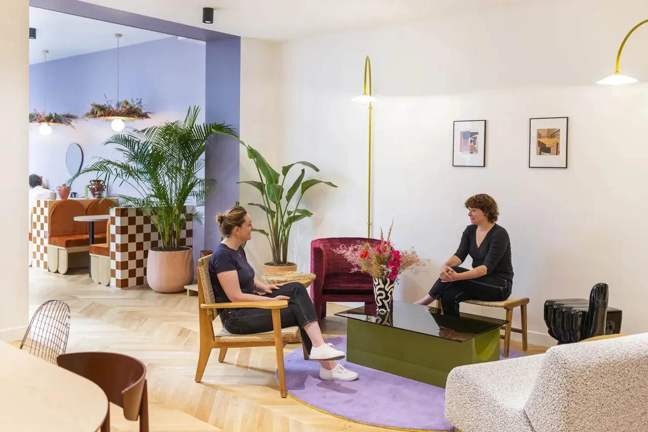 Bureau privé 8 postes à louer - Paris 8e (Rue Cambacérès) - photo 1