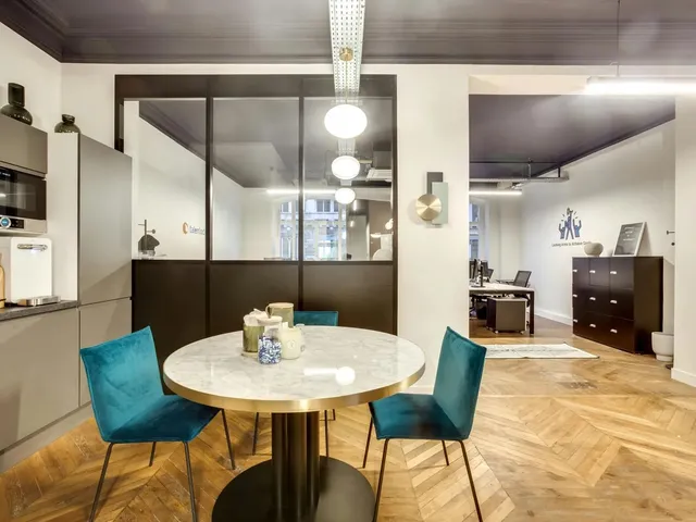 Bureau privatif 18 postes à louer - Paris 2e (Sentier) - photo 4