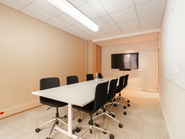Bureau indépendant 30 postes à louer - Paris 3e (Montmorency) - photo 2