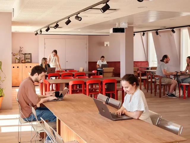 Bureau privé 10 postes à louer - Rue Vivienne, Paris 2e - photo 5