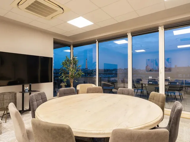 Bureau privé 8 postes à louer - Paris 17e (Grande Armée)
