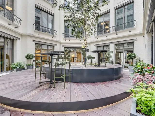 Bureau privé 12 postes à louer - Paris 8e (Charles-de-Gaulle-Etoile) - photo 6