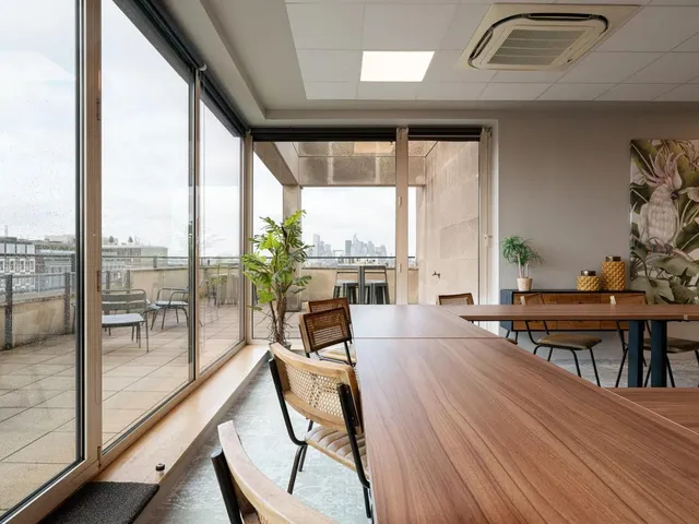 Bureau privé 3 postes à louer - Paris 17e (Grande Armée)