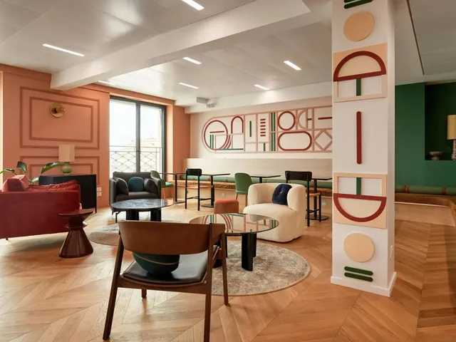 Bureau privé 20 postes à louer - Paris 8e (Rue du Faubourg Saint-Honoré) - photo 3