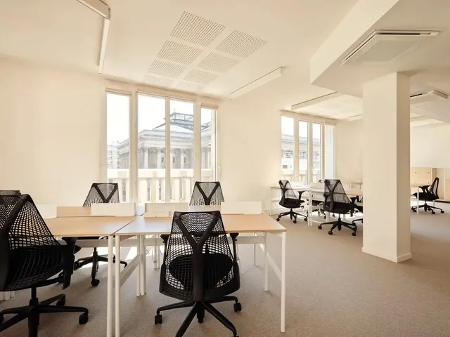 Bureau privé 10 postes à louer - Rue Vivienne, Paris 2e - photo 3
