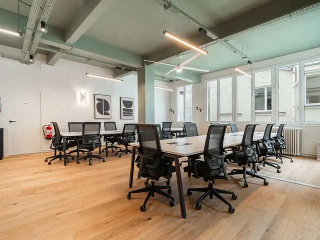 Bureau indépendant 18 postes à louer - Paris 3e (Béranger) - photo 3