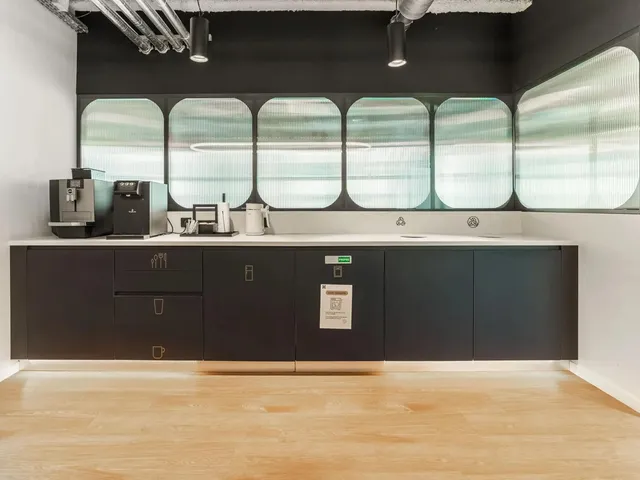 Grand bureau privatif 75 postes à louer - Paris 8e (Rue la Boétie) - photo 6