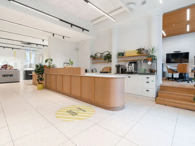 Bureau indépendant 18 postes à louer - Paris 9e (Place de Clichy) - photo 2