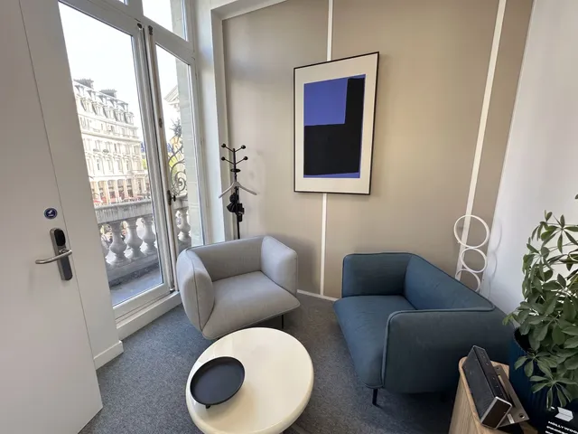 Bureau privé 10 postes à louer - Paris 1er (Louvre Paris 1ᵉ) - photo 2