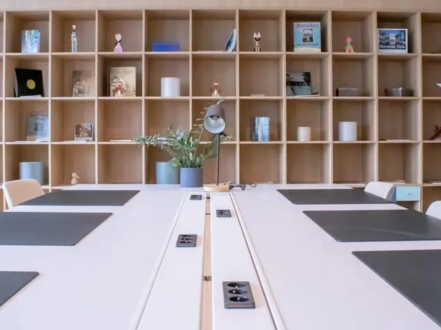 Bureau privé 21 postes à louer - Paris 2e (Bonne Nouvelle) - photo 13