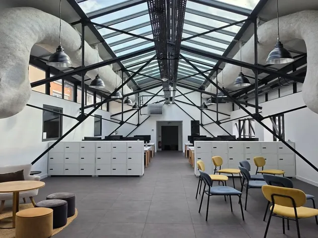 Bureau privé 28 postes à louer - Paris 11e (Alexandre Dumas) - photo 6