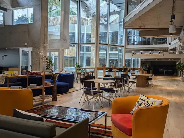 Bureau indépendant 150 postes à louer - Paris 17e (Pereire) - photo 6