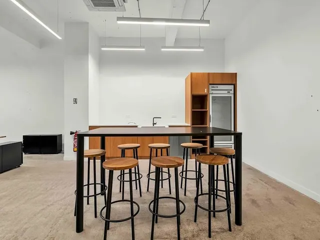 Bureau indépendant 72 postes à louer - Paris 11e (République) - photo 5
