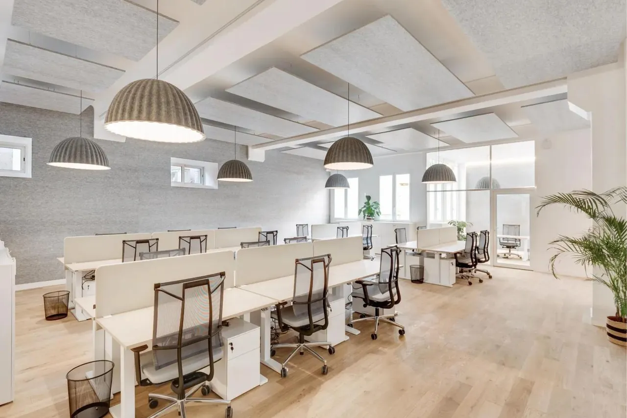 Bureau privé 10 postes à louer - Paris 8e (Avenue des Champs Elysées) - photo 1