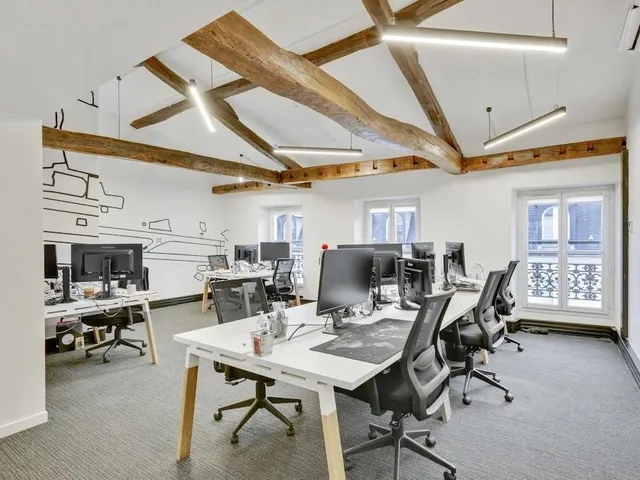 Deskeo et Flashoffice : l'idéal pour la prestation de services à Paris