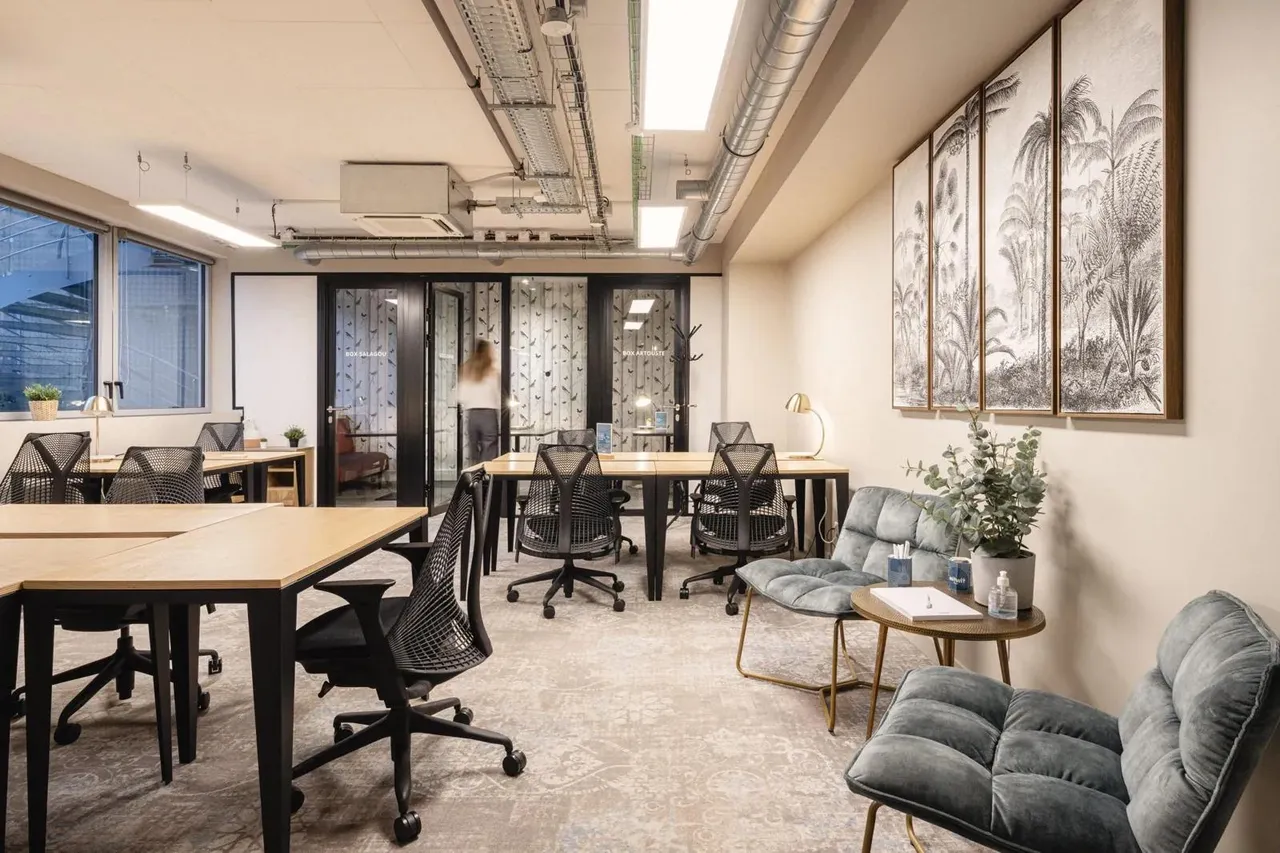 Bureau privé 9 postes à louer - Paris 14e (Delambre) - photo 1