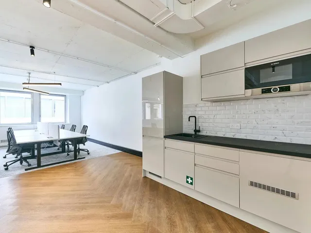 Bureau privatif 24 postes à louer - Paris 8e (Madeleine) - photo 6