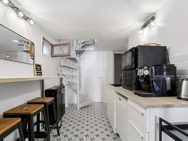 Bureau indépendant 16 postes à louer - Paris 3e (aux Ours) - photo 8