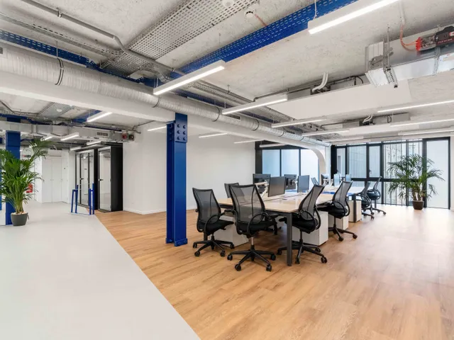 Bureau privé 46 postes à louer - Paris 4e (Bastille) - photo 6